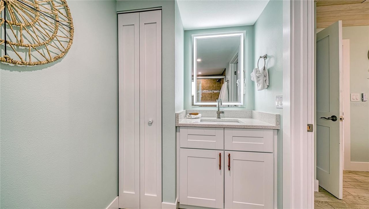 104 Avenida Veneccia, Unit 171, Sarasota, FL 34242 Photo