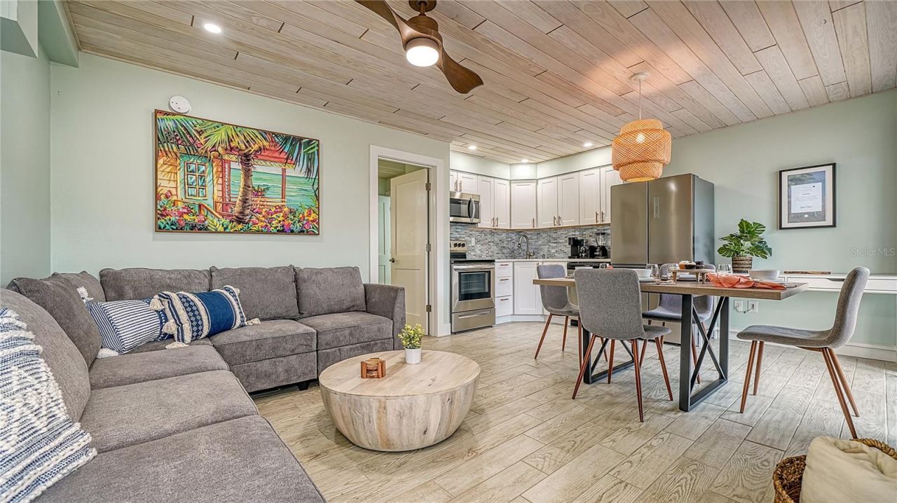 104 Avenida Veneccia, Unit 171, Sarasota, FL 34242 Photo