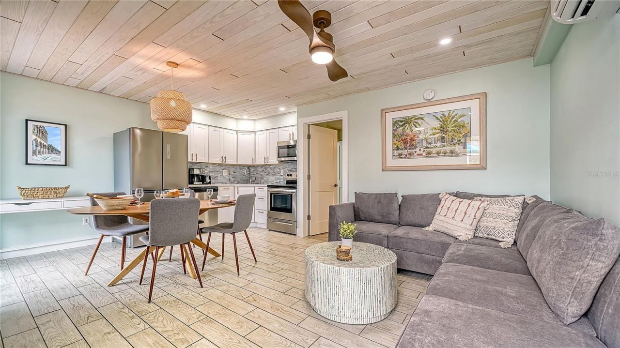 104 Avenida Veneccia, Unit 171, Sarasota, FL 34242 Photo