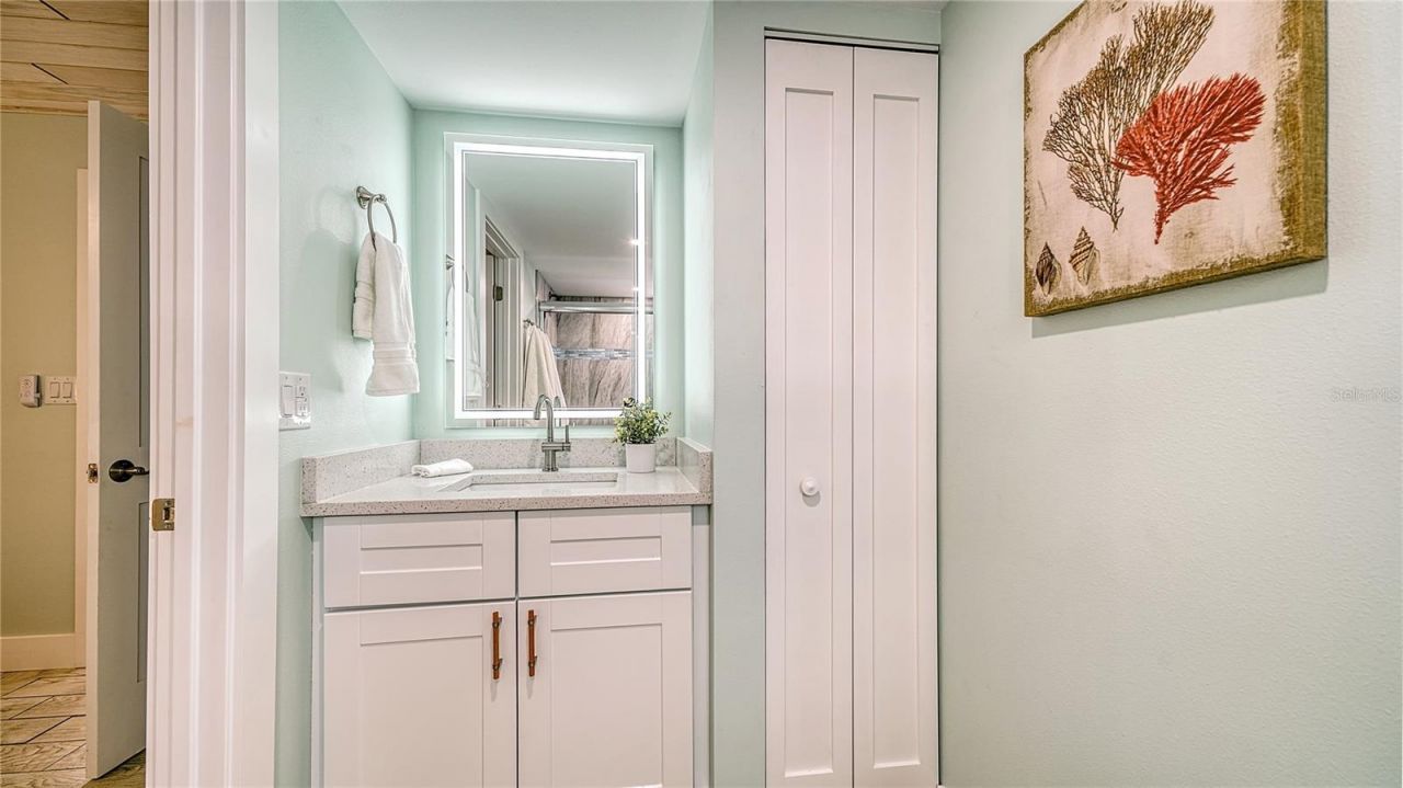 104 Avenida Veneccia, Unit 171, Sarasota, FL 34242 Photo