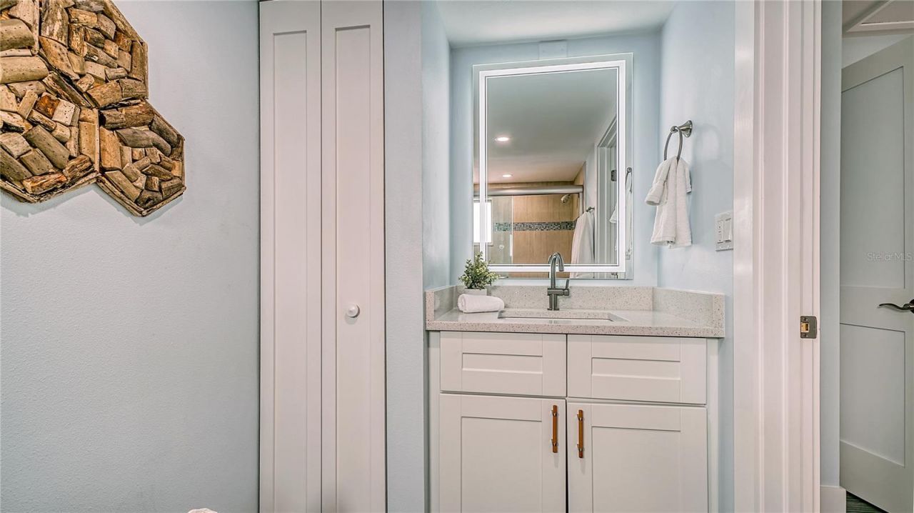 104 Avenida Veneccia, Unit 171, Sarasota, FL 34242 Photo