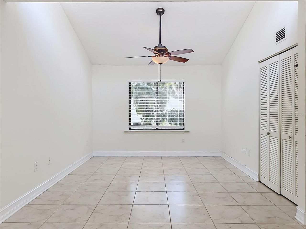 1601 Pelican Point Drive, Unit 215, Sarasota, FL 34231 Photo