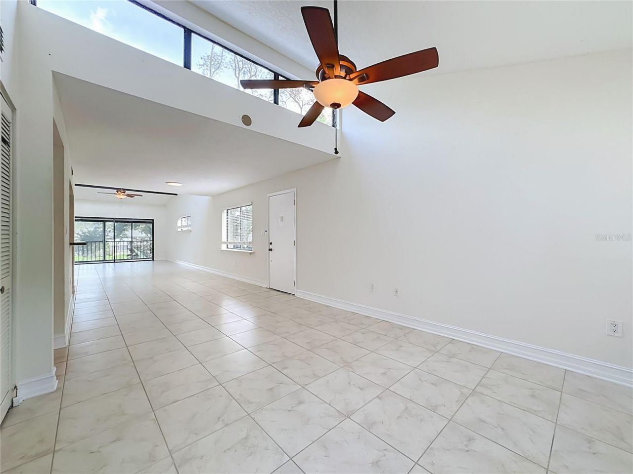 1601 Pelican Point Drive, Unit 215, Sarasota, FL 34231 Photo