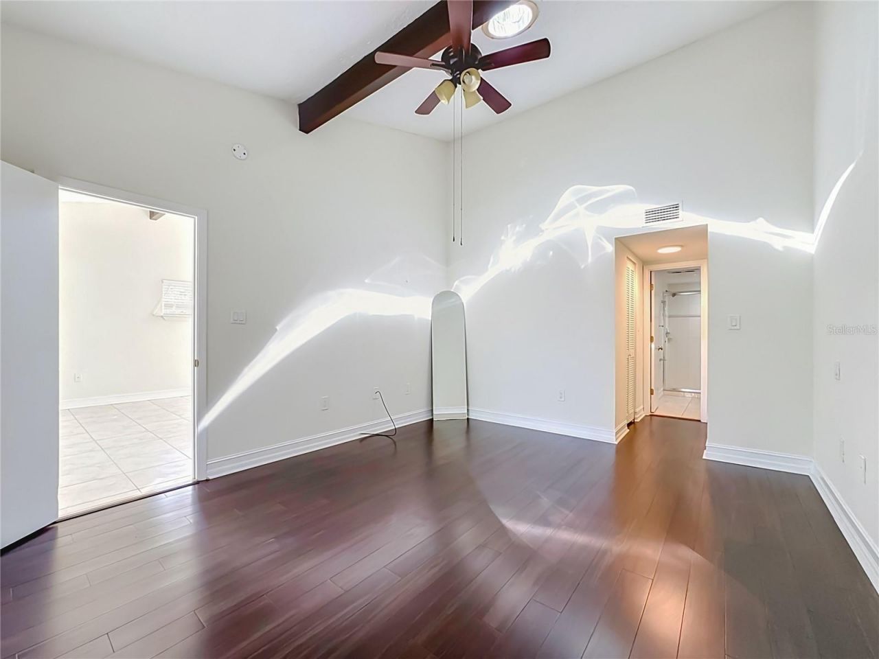 1601 Pelican Point Drive, Unit 215, Sarasota, FL 34231 Photo