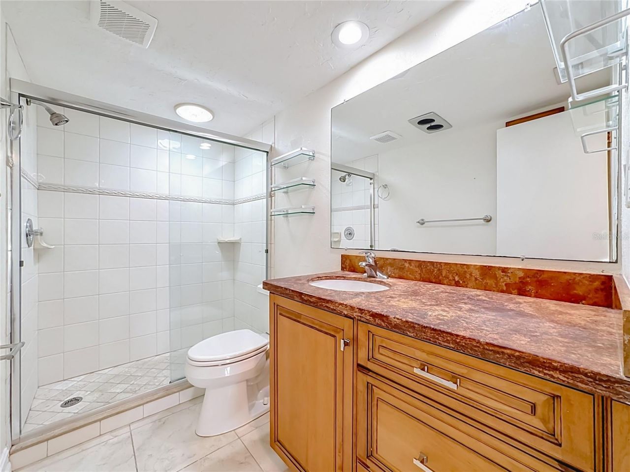 1601 Pelican Point Drive, Unit 215, Sarasota, FL 34231 Photo