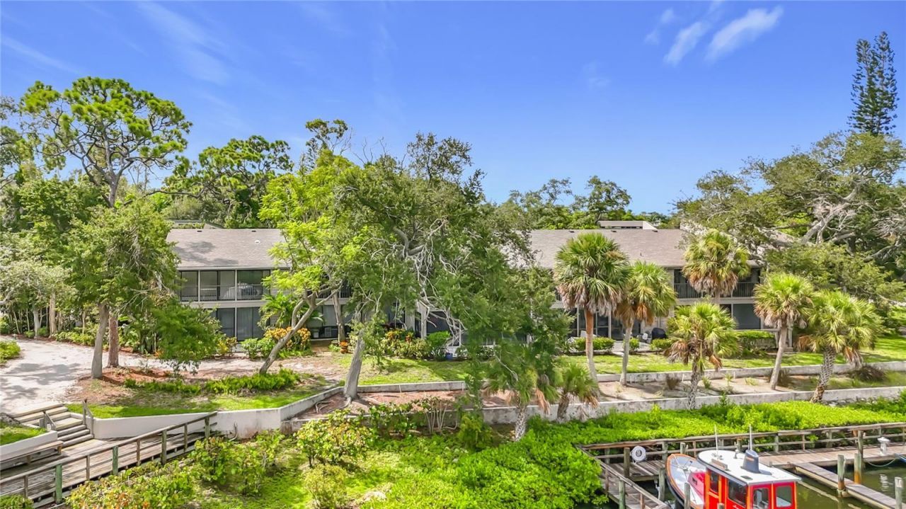 1601 Pelican Point Drive, Unit 215, Sarasota, FL 34231 Photo