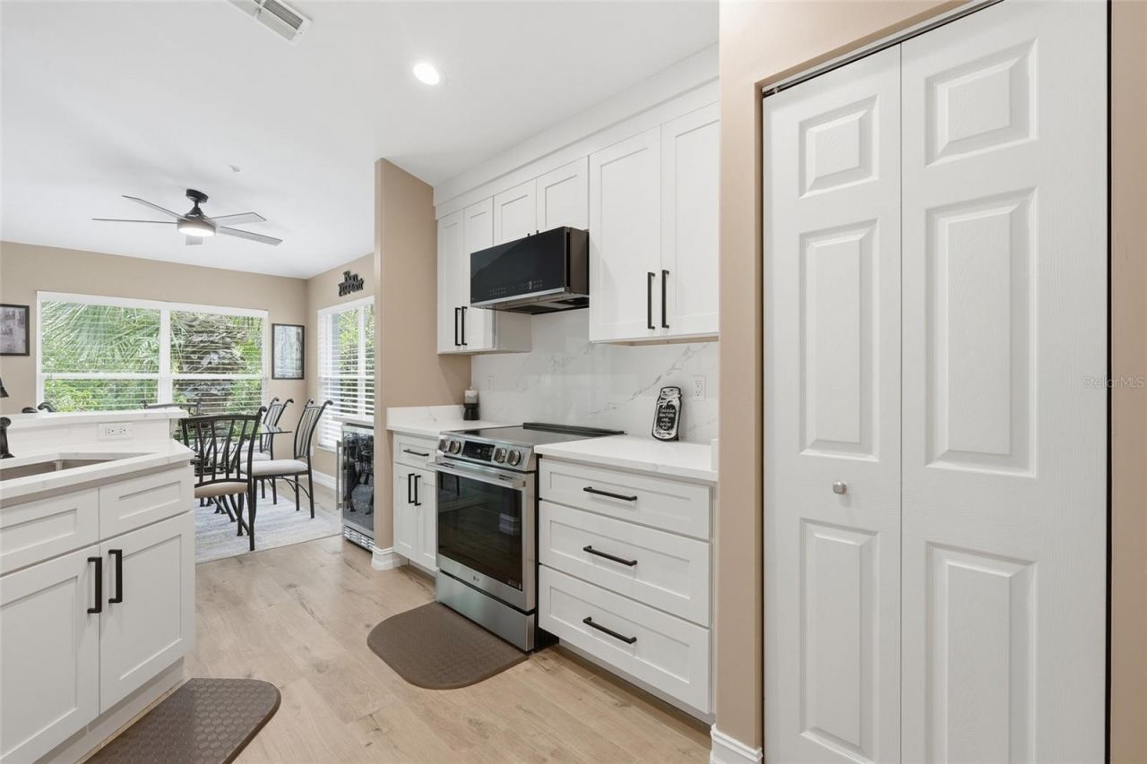 710 Tarpon Cove Drive, Unit 203, Naples, FL 34110 Photo