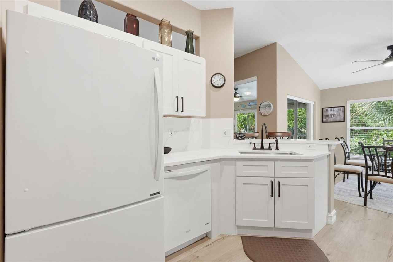 710 Tarpon Cove Drive, Unit 203, Naples, FL 34110 Photo
