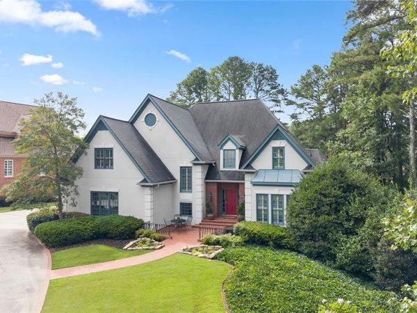 2219 Lattimore Farm Drive NW, Kennesaw, GA 30152