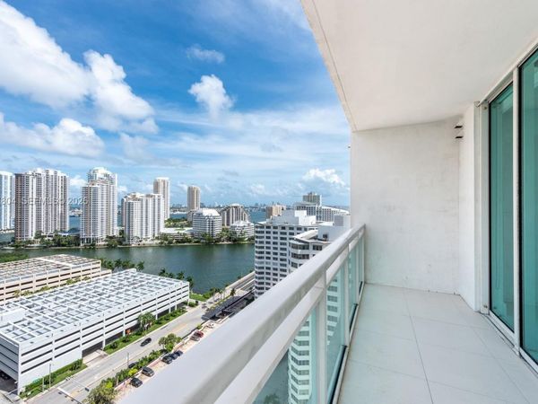 950 Brickell Bay Dr , Unit 2208, Miami, FL 33131