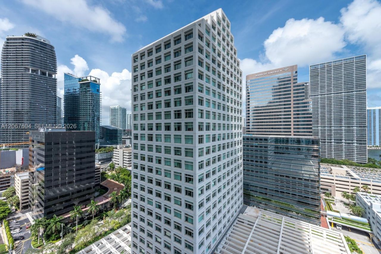 950 Brickell Bay Dr , Unit 2208, Miami, FL 33131 Photo