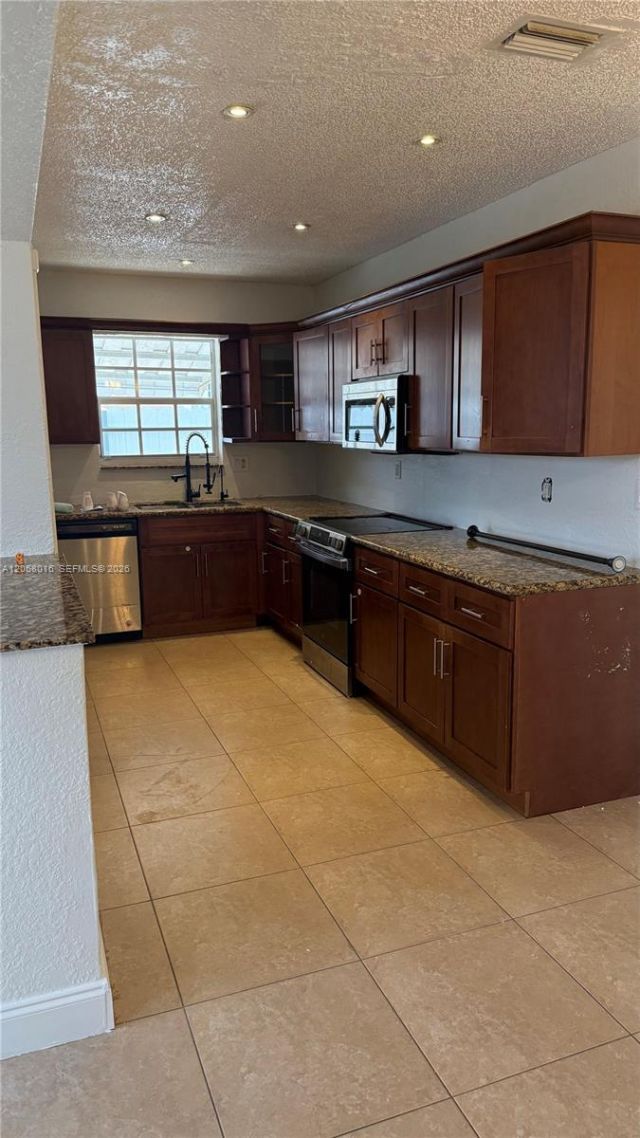 7672 Kismet St, Miramar, FL 33023 Photo