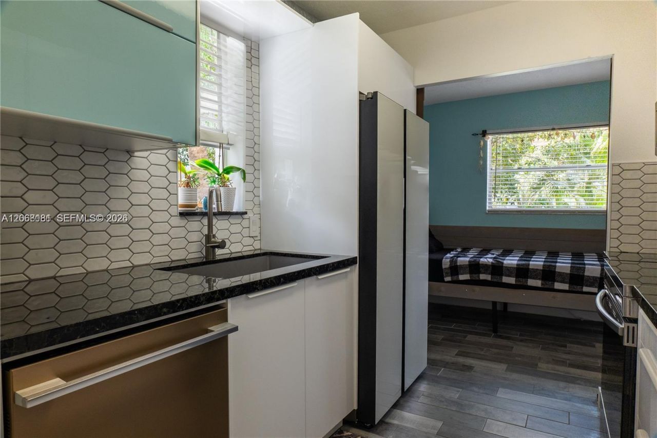 8002 Lagos De Campo Blvd , Unit B-201, Tamarac, FL 33321 Photo