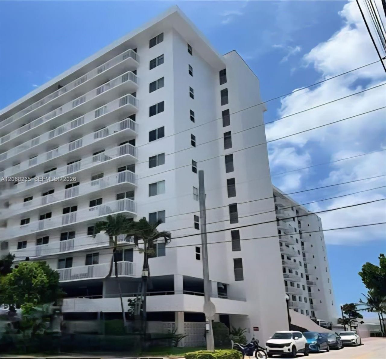 401 Ocean Dr, Unit 303, Miami Beach, FL 33139 Photo