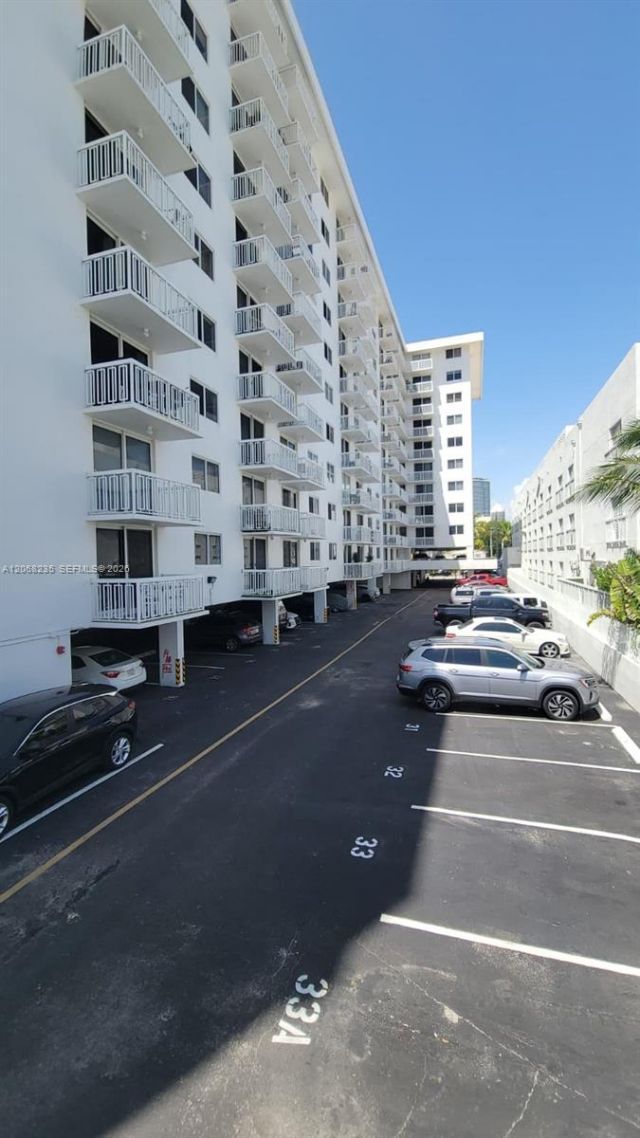 401 Ocean Dr, Unit 303, Miami Beach, FL 33139 Photo