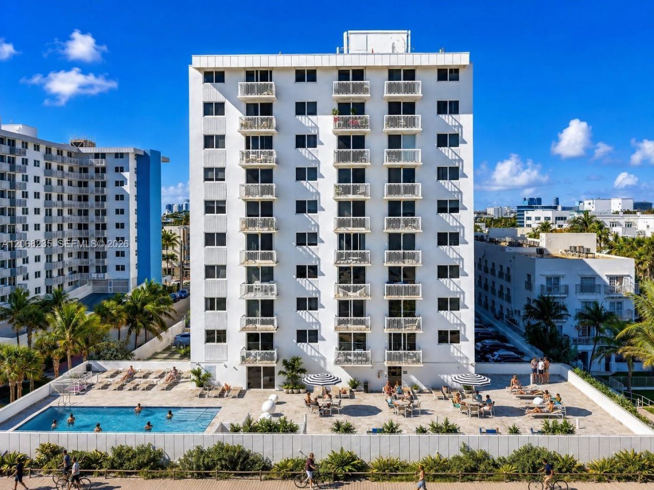 401 Ocean Dr, Unit 303, Miami Beach, FL 33139 Photo