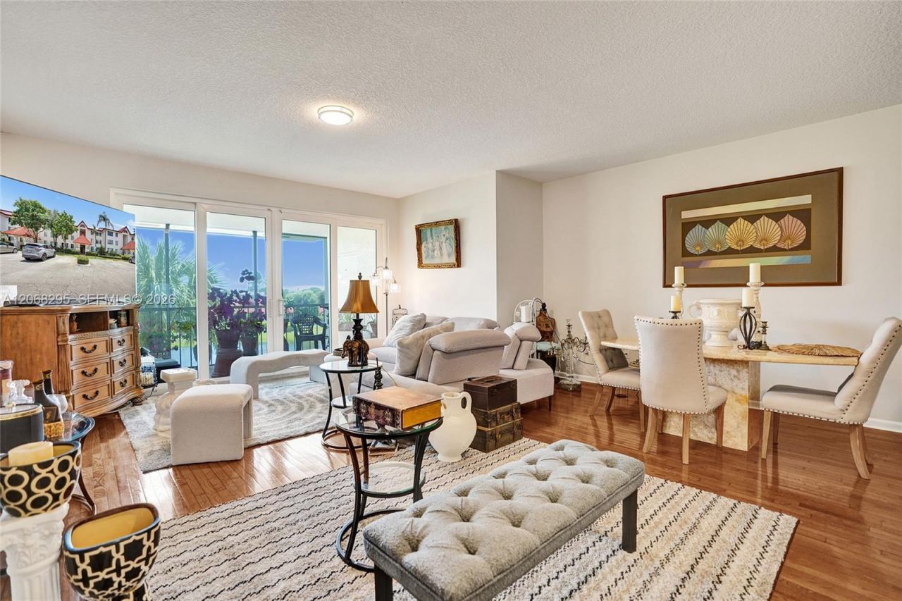 102 Half Moon Cir , Unit C3, Hypoluxo, FL 33462 Photo