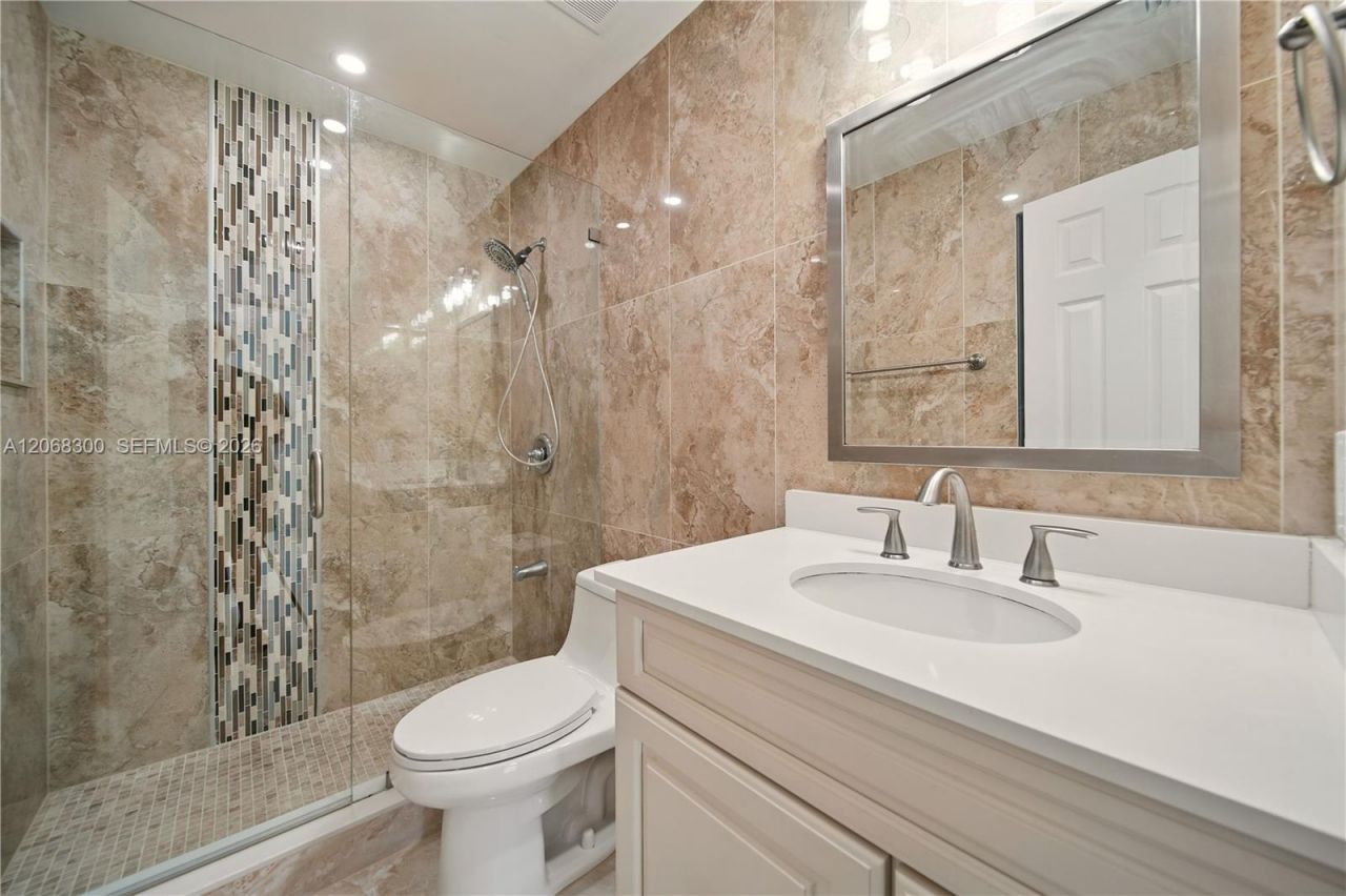 5202 NW 187th St, Miami Gardens, FL 33055 Photo