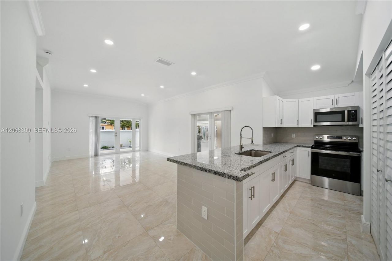 5202 NW 187th St, Miami Gardens, FL 33055 Photo