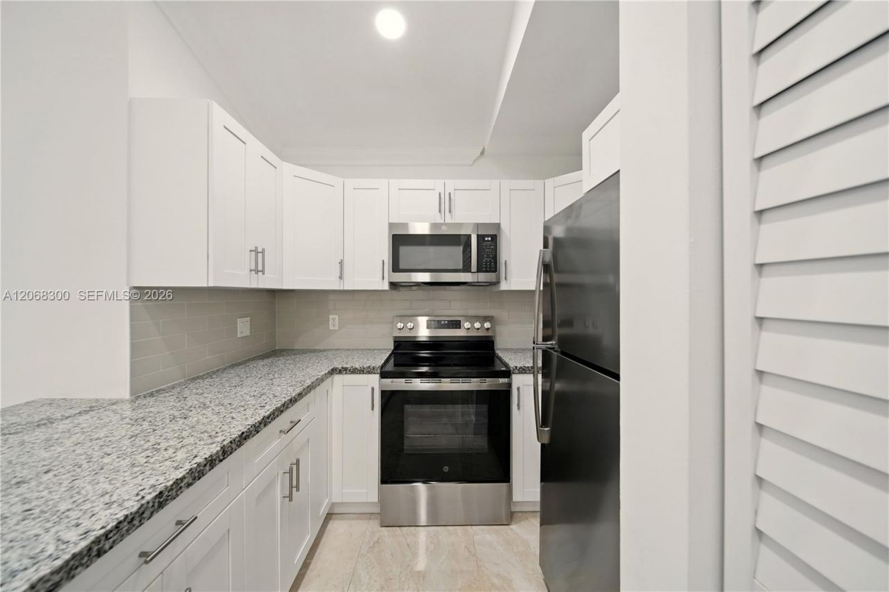 5202 NW 187th St, Miami Gardens, FL 33055 Photo
