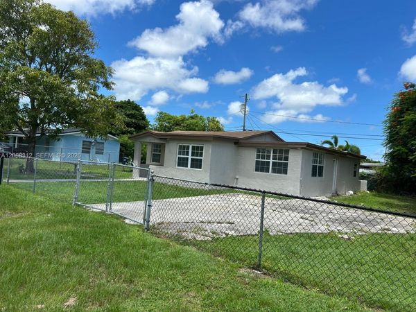 22115 SW 115th Ave, Miami, FL 33170