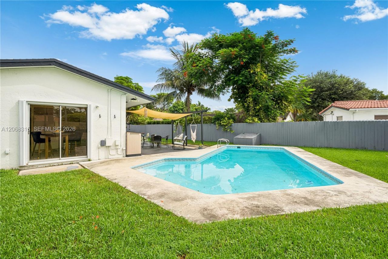 10331 SW 130th Ave, Miami, FL 33186 Photo