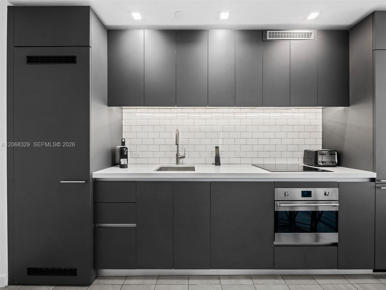 227 NE 2nd St, Unit 1807, Miami, FL 33132 Photo