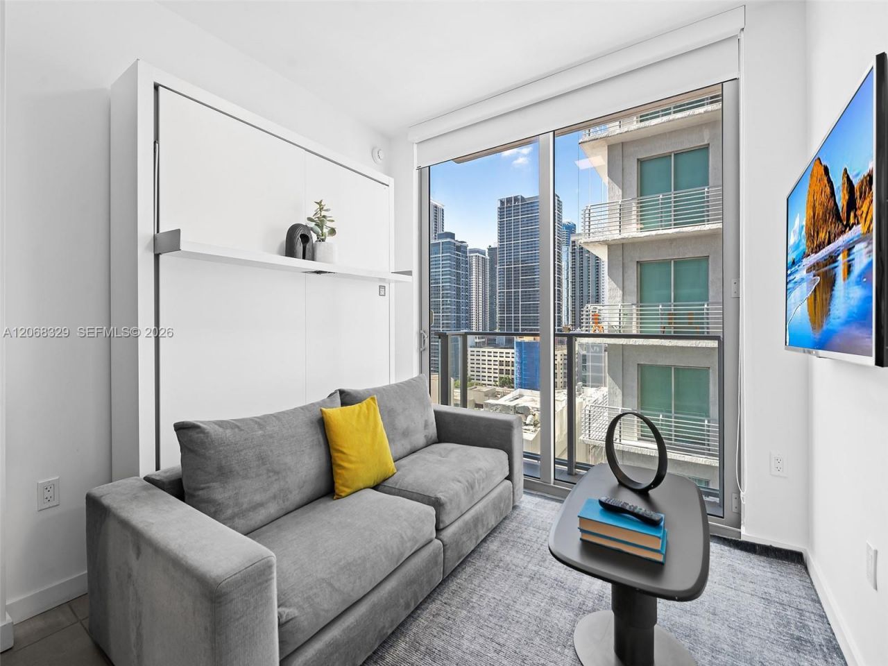 227 NE 2nd St, Unit 1807, Miami, FL 33132 Photo