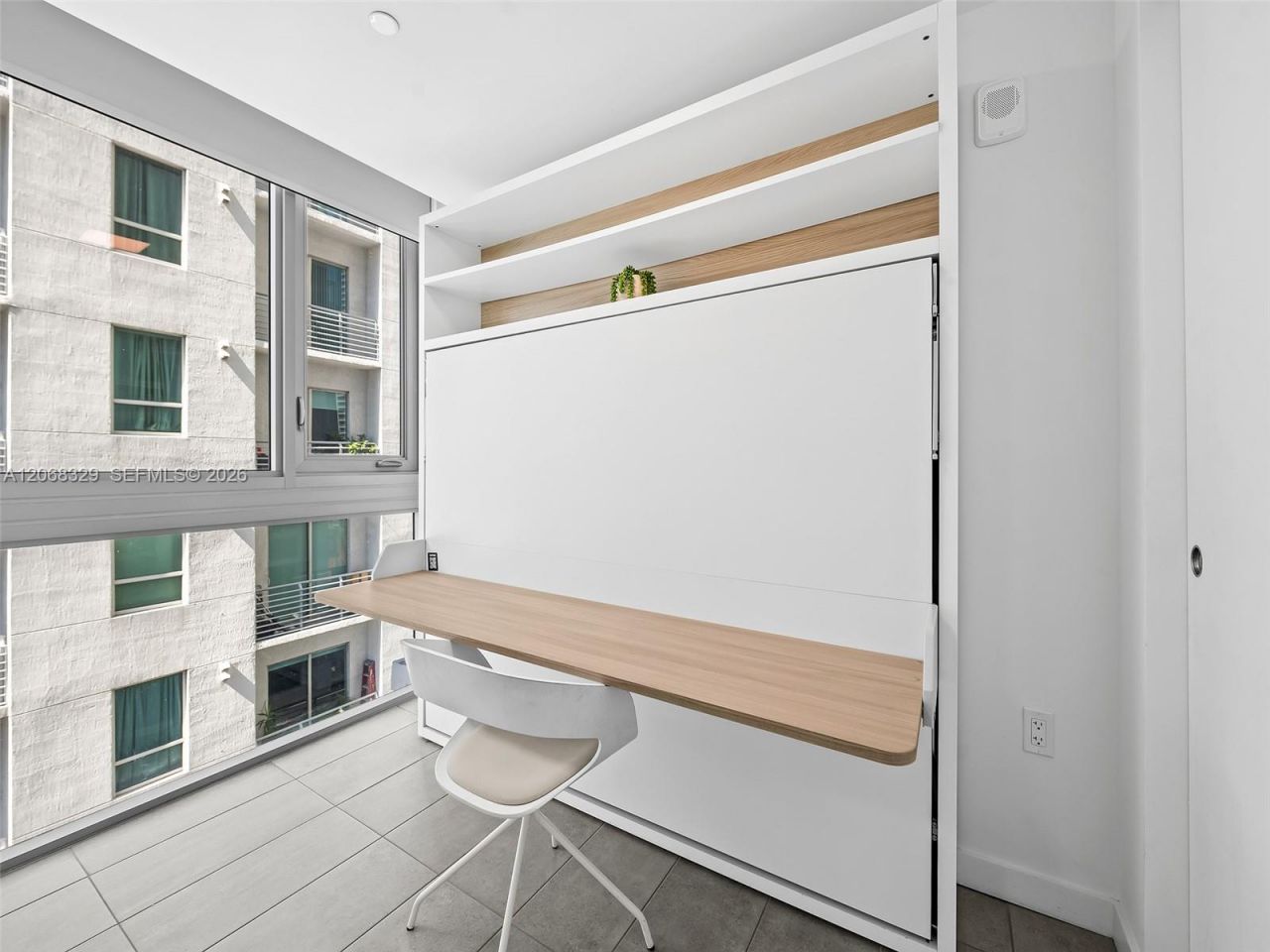 227 NE 2nd St, Unit 1807, Miami, FL 33132 Photo
