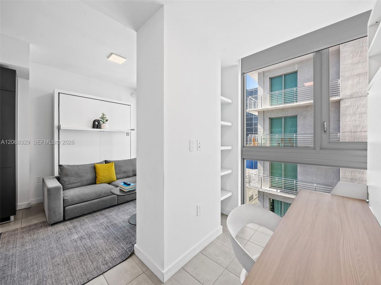 227 NE 2nd St, Unit 1807, Miami, FL 33132 Photo