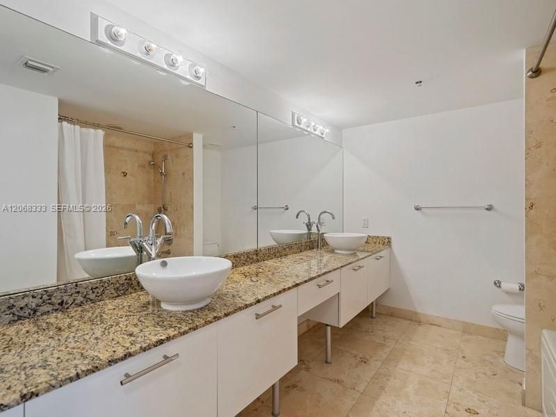 41 SE 5th St, Unit 2310, Miami, FL 33131 Photo