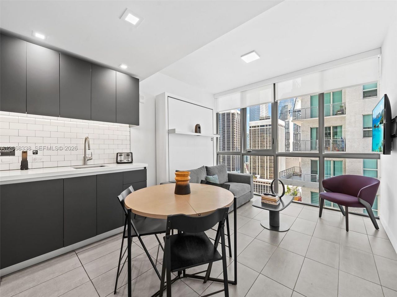 227 NE 2nd St , Unit 2501, Miami, FL 33132 Photo