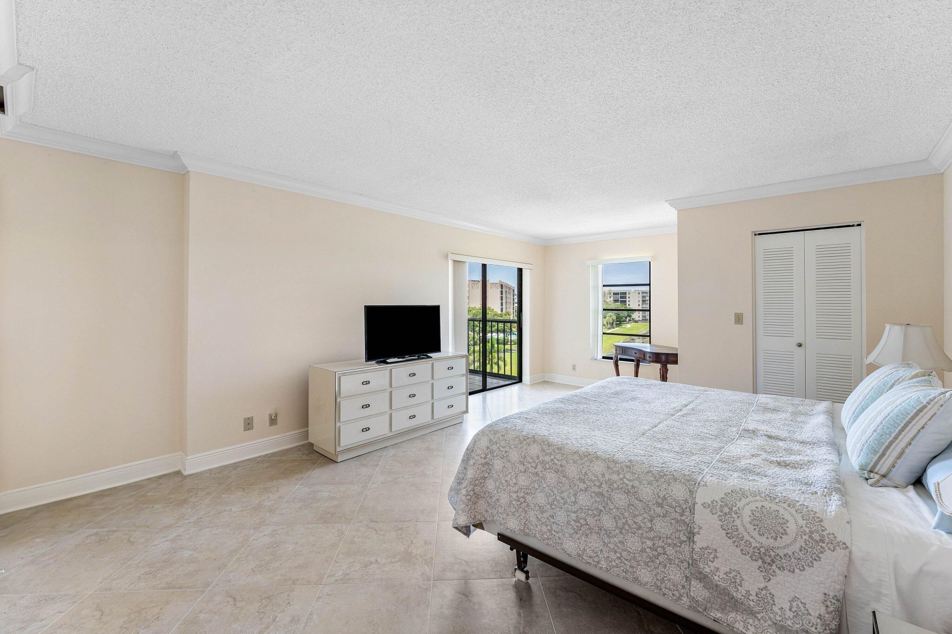 7076 Huntington Lane, Unit 502, Delray Beach, FL 33446 Photo