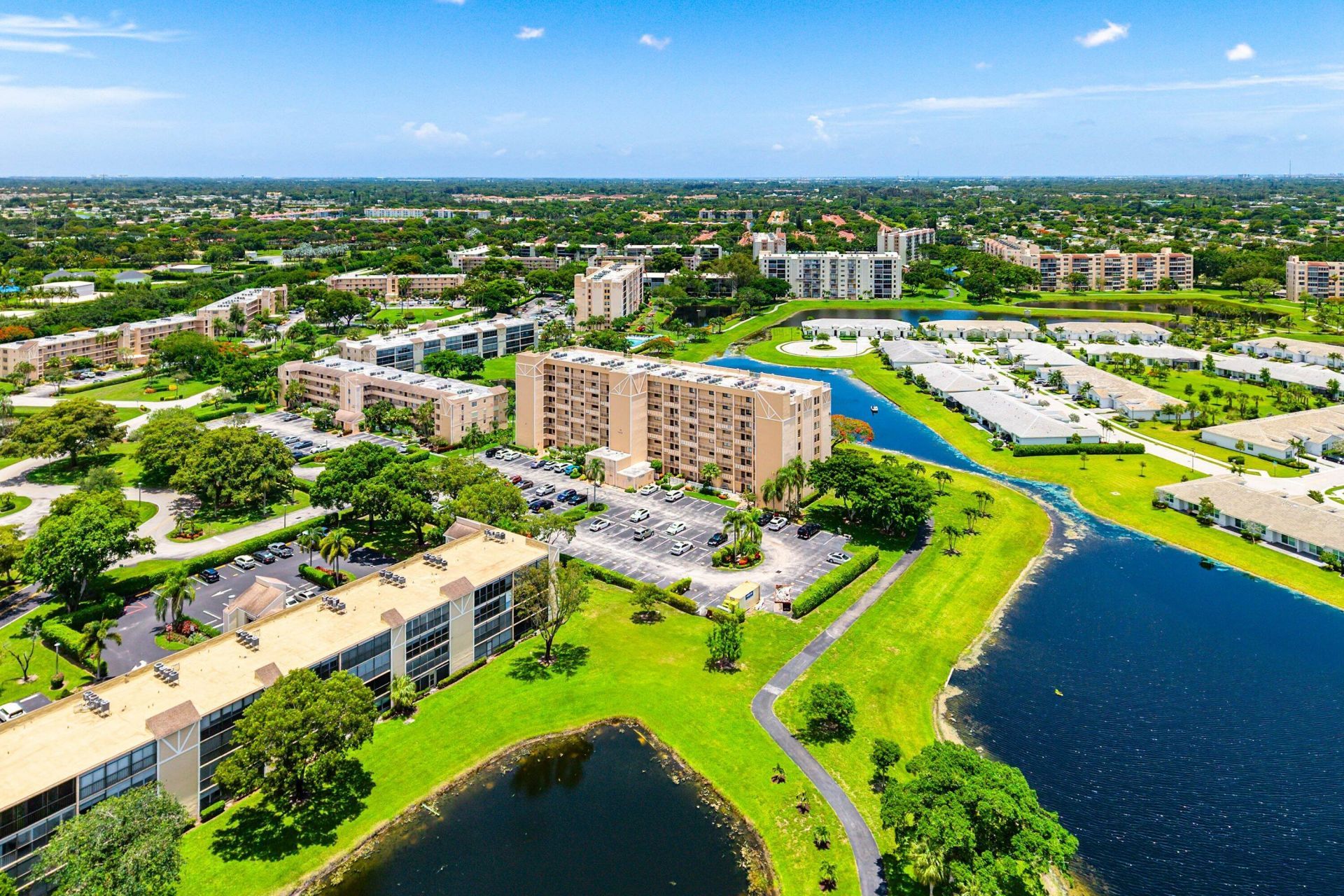 7076 Huntington Lane, Unit 502, Delray Beach, FL 33446 Photo