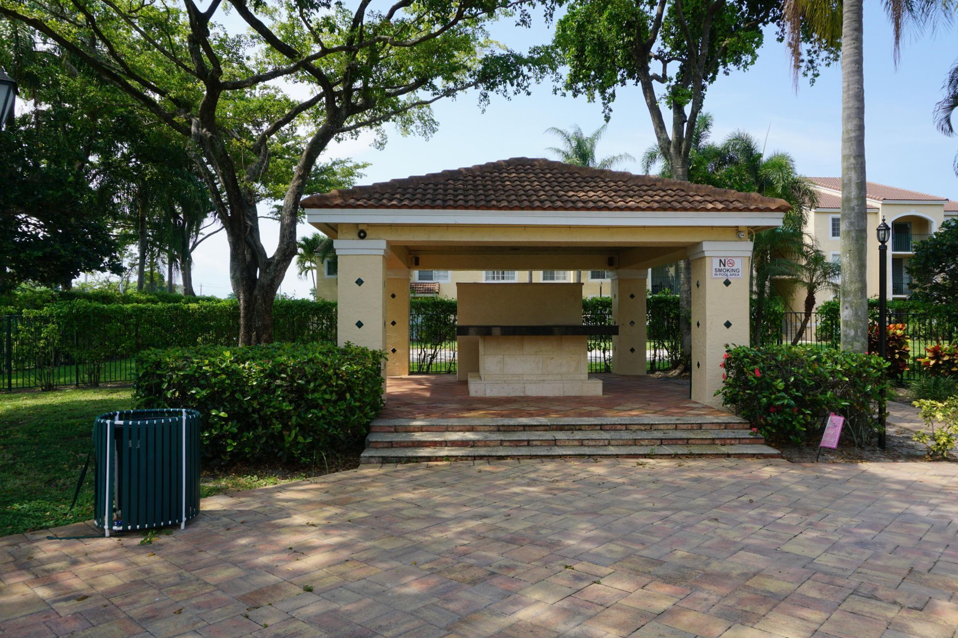 1721 Village Boulevard, Unit 103, West Palm Beach, FL 33409 Photo