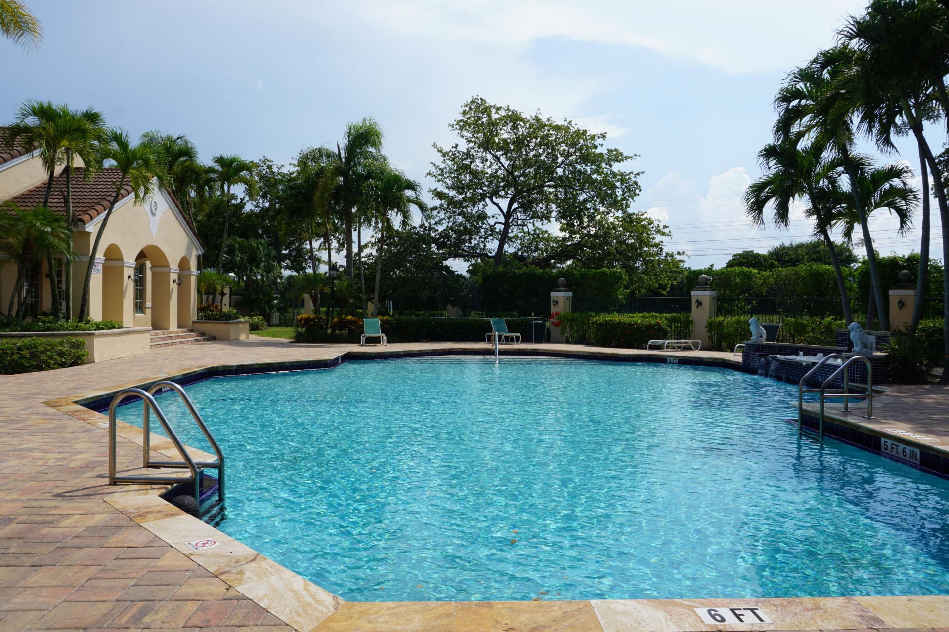 1721 Village Boulevard, Unit 103, West Palm Beach, FL 33409 Photo