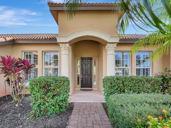 827 SW GRAND RESERVES Boulevard, Port St. Lucie, FL 34986