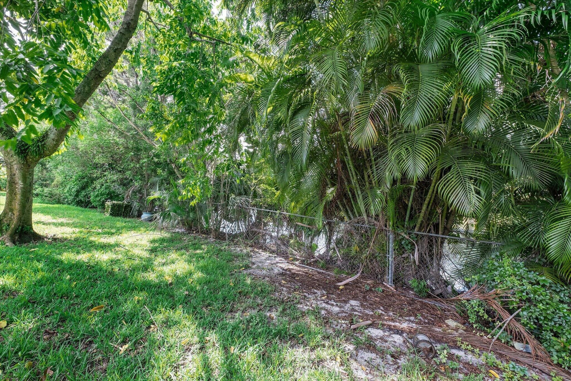 13988 Lake Lure Court, Miami Lakes, FL 33014 Photo