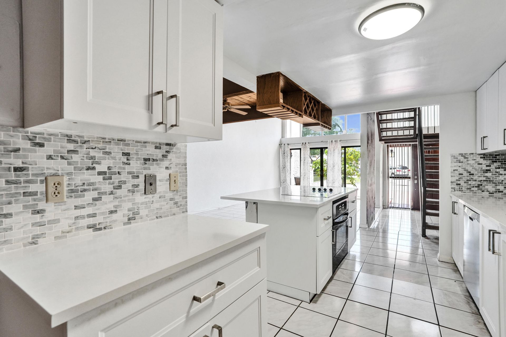 731 E Coco Plum Circle, Unit 4, Plantation, FL 33324 Photo