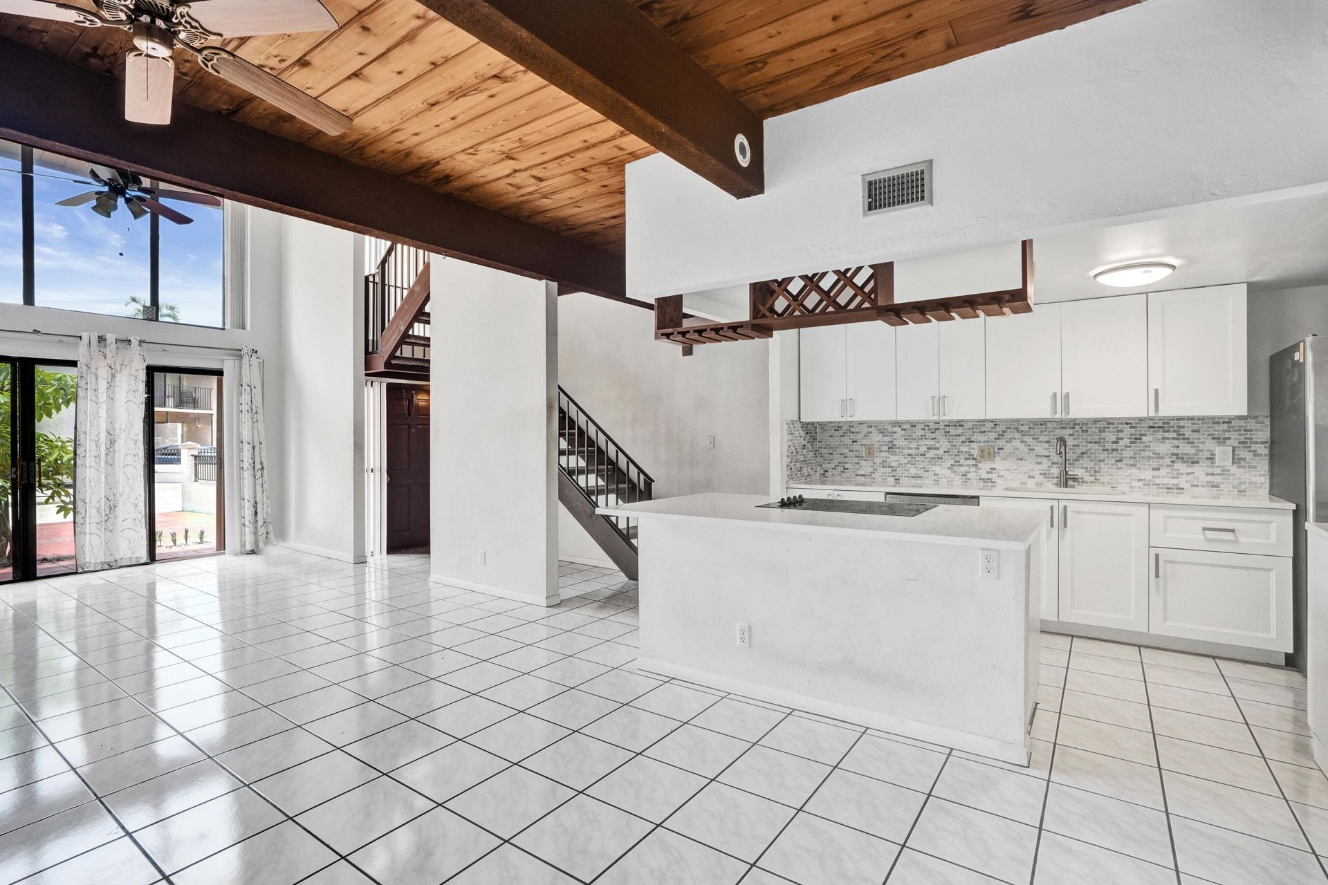 731 E Coco Plum Circle, Unit 4, Plantation, FL 33324 Photo