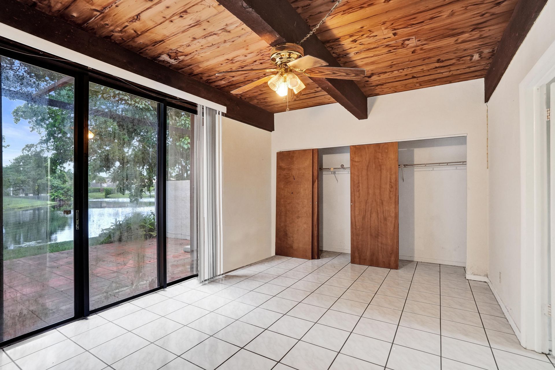 731 E Coco Plum Circle, Unit 4, Plantation, FL 33324 Photo