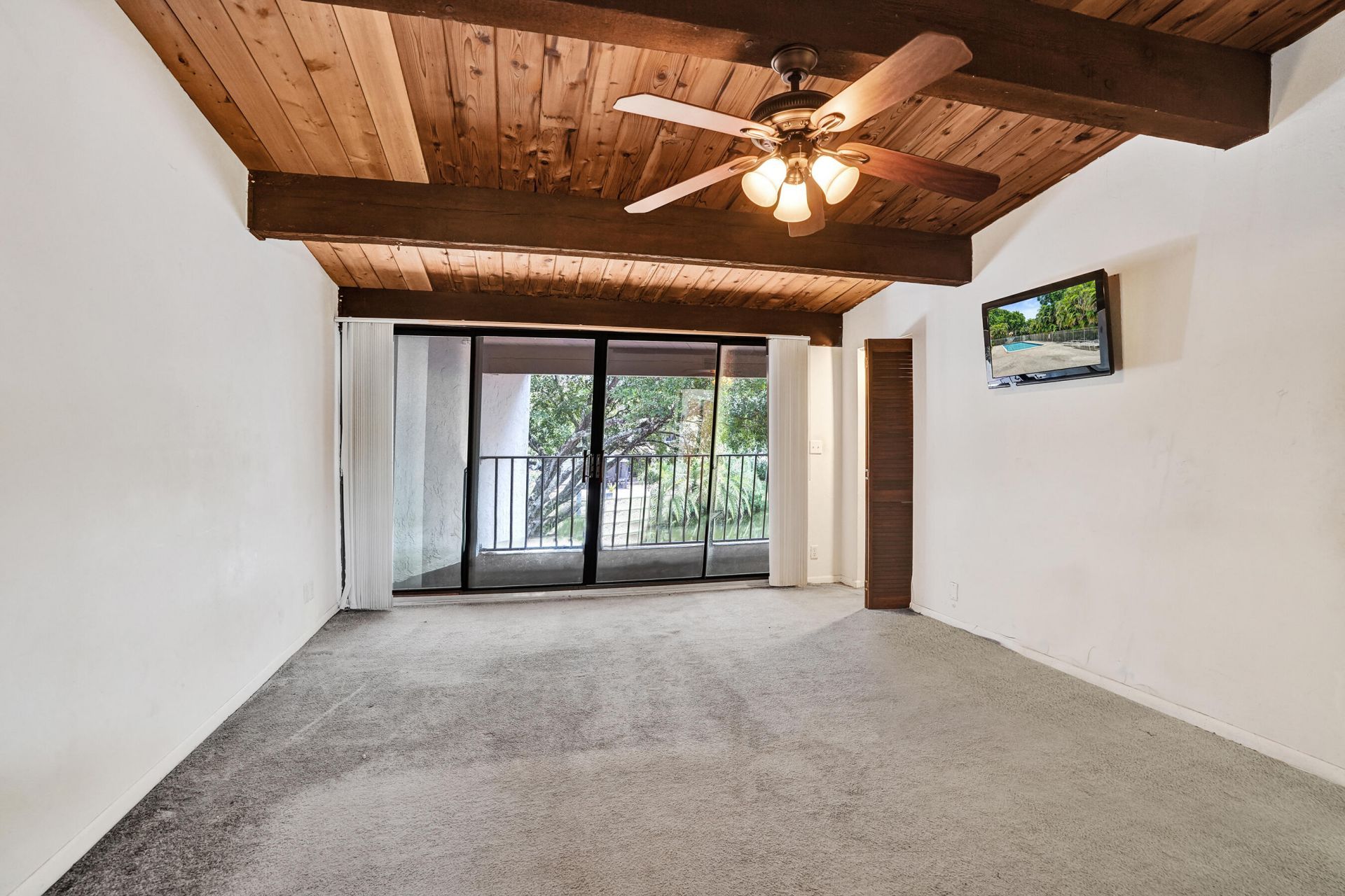 731 E Coco Plum Circle, Unit 4, Plantation, FL 33324 Photo