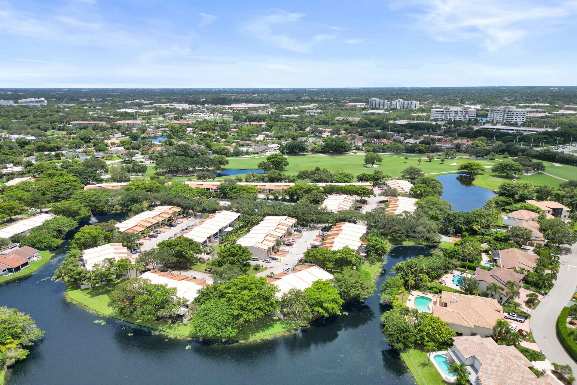 731 E Coco Plum Circle, Unit 4, Plantation, FL 33324 Photo