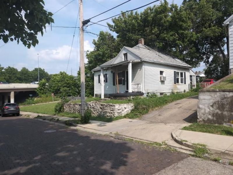 412 Livingston Avenue, Dayton, OH 45410 Photo 2