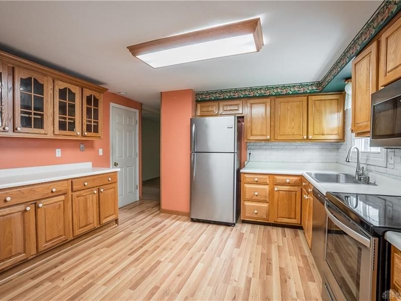 301 Topton Drive, Vandalia, OH 45377 Photo 10