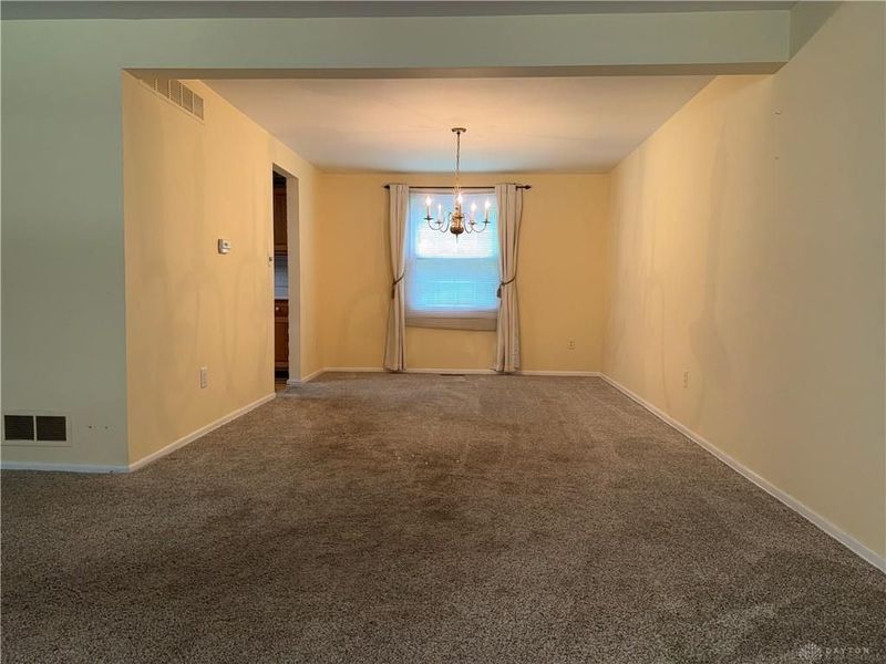 301 Topton Drive, Vandalia, OH 45377 Photo 8