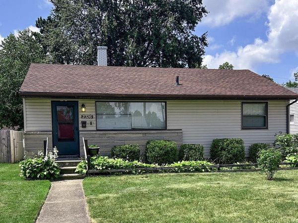 2326 UNION Avenue, South Bend, IN 46615