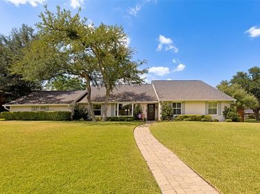 7845 Yamini Drive, Dallas, TX 75230