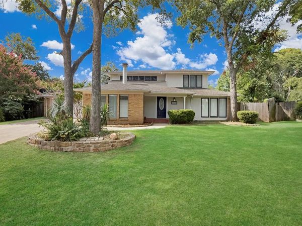 4927 Stage Line Drive, Arlington, TX 76017