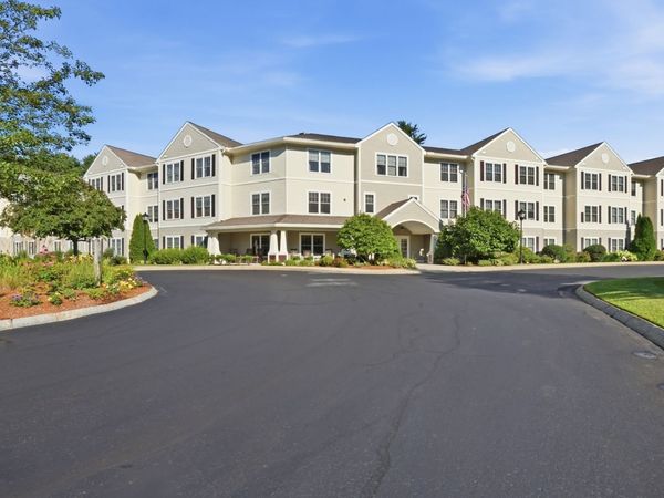 7 Crescent Way, Unit 306, Sturbridge, MA 01518